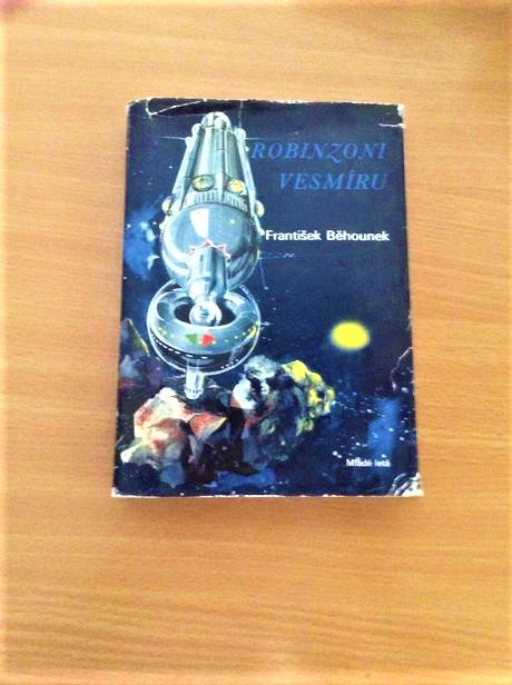 Robinzoni vesmíru / sci fi,