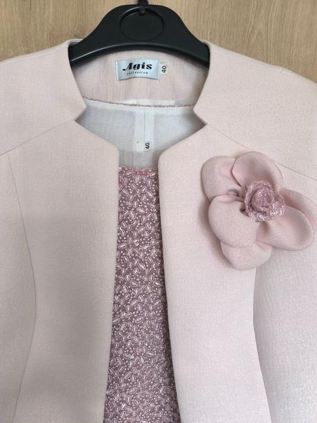 Spoločenské šaty, 40