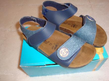 Chlapčenské sandále, 33