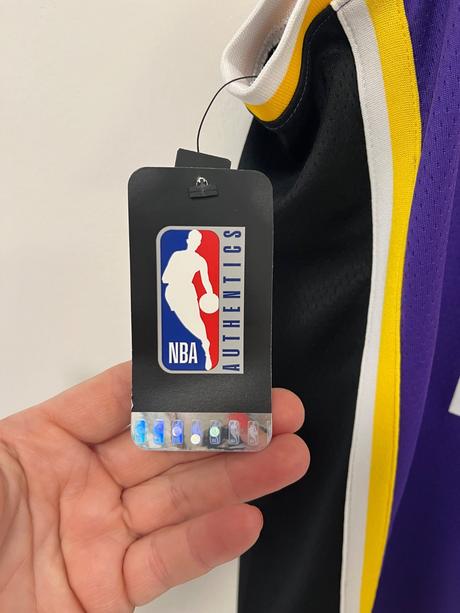 Originálny lakers dres lebron james, nike,m