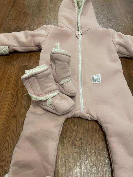 Overal little people, little people,68