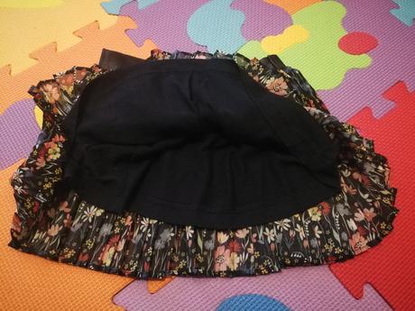 Krásna dievcenska sukňa, mayoral,98