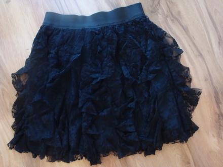 Sukňa čipkovaná čierna, s