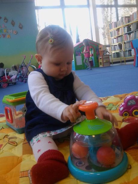 Menčestrové šatičky, f&f,74