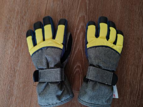 Lyžiarske rukavice, veľ. 4,5, crivit,104