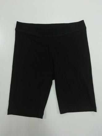 Čierne legínové kraťasy, 140