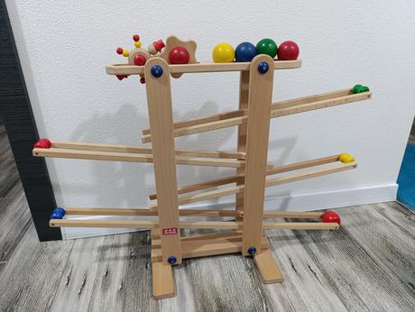 Trihorse dráha maxi, 