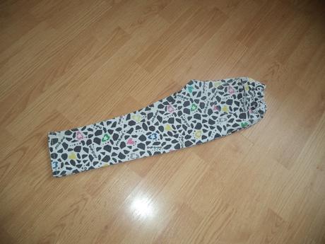 Čierno-bielo-farebné rifle gapkids, 122, gap,122