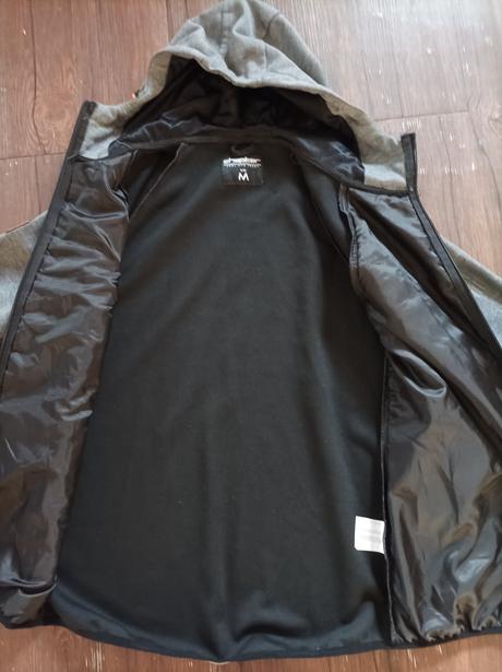 Mikina, chapter young,m