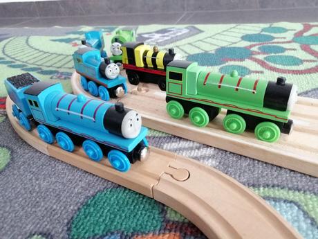 Drevený vláčik,, gordon s vagónom,,, 