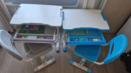 Detský stolík a stoličky, 