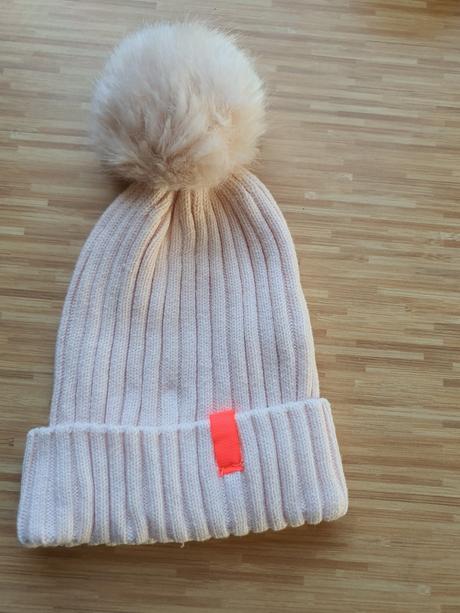 Ciapka s brmbolcom, h&m,80