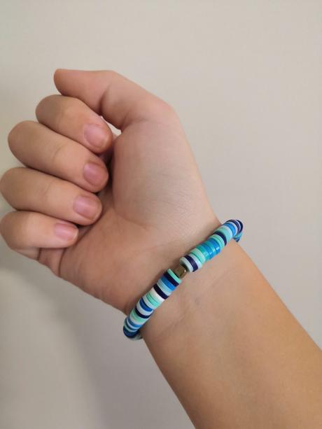 Ručne vyrobený náramok, 