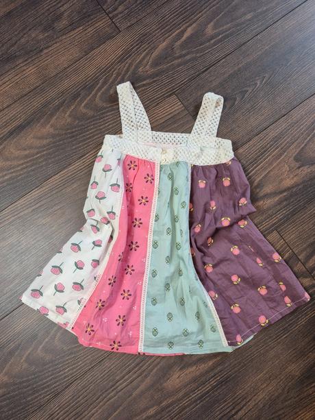 Šaty na ramienka, 110