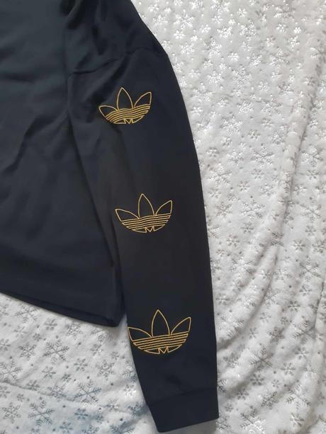 Pekná značková mikina, adidas,l