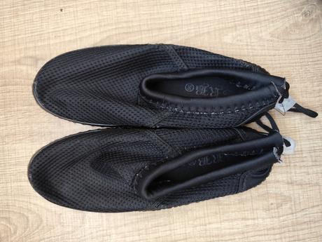 Topanky do vody, vnutorna dlzka 23,5cm, 37