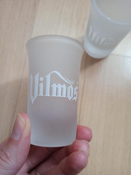 Poldecaky a poháre na alkohol, 