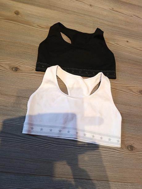 Dievčenská podprsenka 2 ks za 3 eur, f&f,146