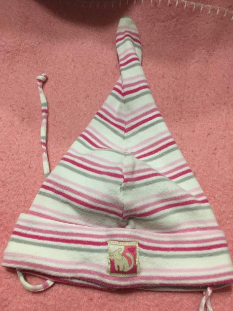 Pasikavá čiapočka, elo melo,74