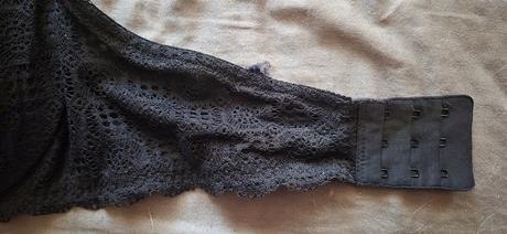 Samodržiaca podprsenka, 90d