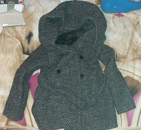 Kabatik uzasny, mega kapucna, amisu,34