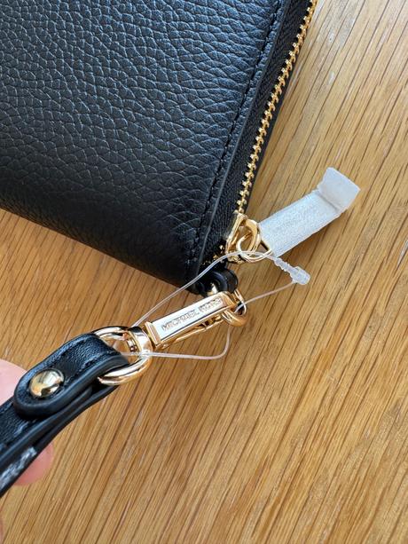 Michael kors kožená wristlet peňaženka, michael kors