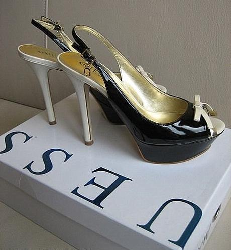 Znackové lodicky guess, guess,37