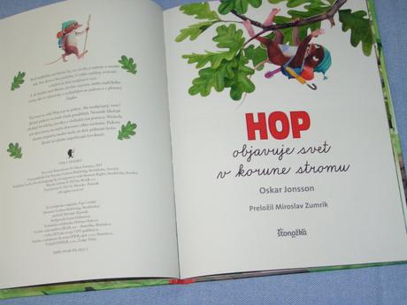 Hop objavuje svet v korune stromu,
