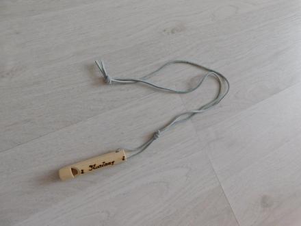 Drevená píšťalka ,