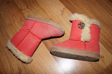 Cervene huculky s kozusinkou, 27