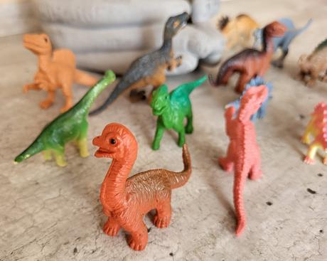 Dinosaury  - 14 kusov, 