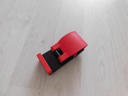 Drziak na mobil do auta, 