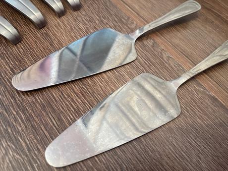 Servírovací príbor - servírovacia vidlička, lyžica,