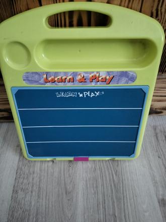 Magnetická tabuľa,