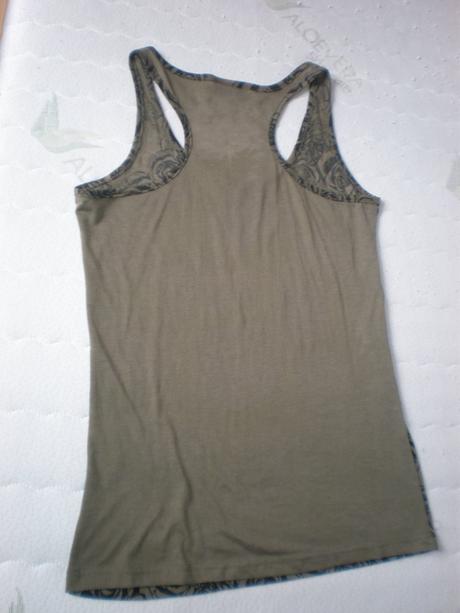 Tielko s ružičkami, okay,36