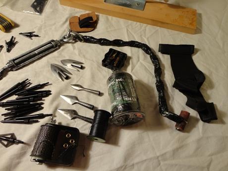 Kuša s puškohľadom excalibur + príslušenstvo,