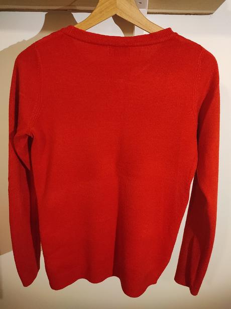 Červený svetrík so vzorom, f&f,34