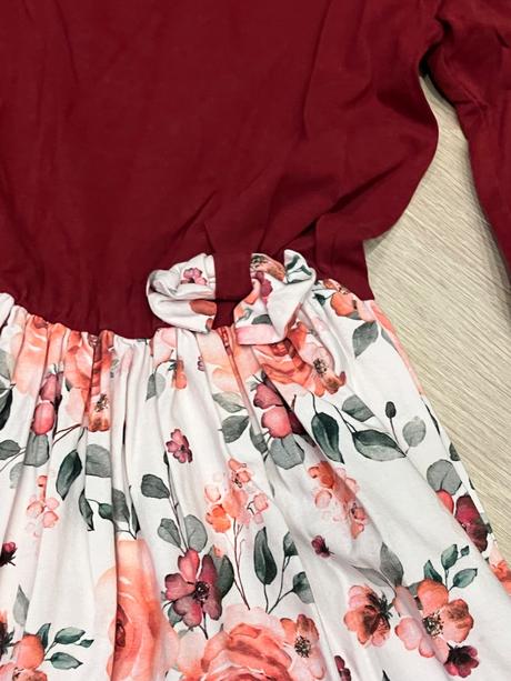 Dievčenské šaty s volánmi, 116