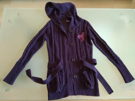 Sveter s kapucňou, kik,140