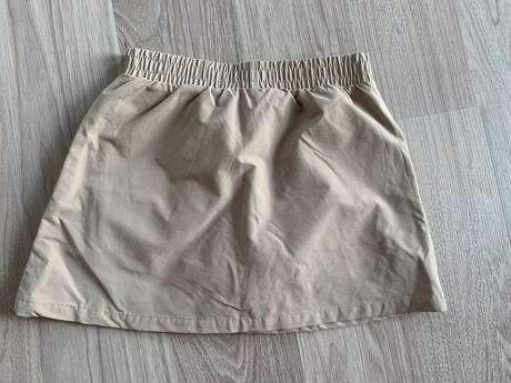 Športová suknička - veľ. 5 rokov, 122