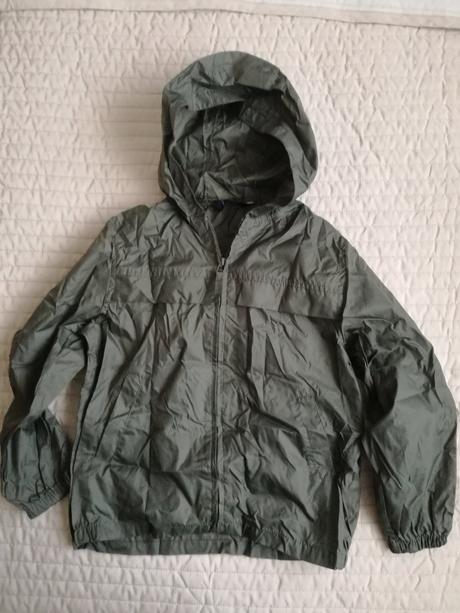 Bunda do dažďa, 122