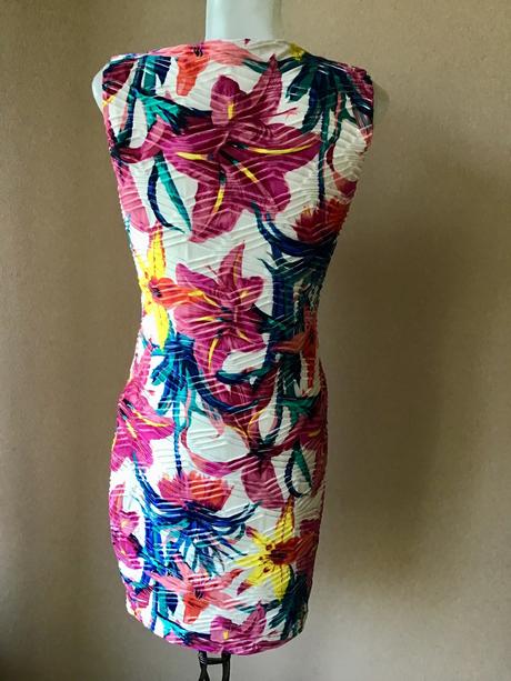 Pružné šaty /61, amisu,42