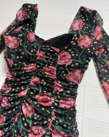 Italy - kvetované šaty, s