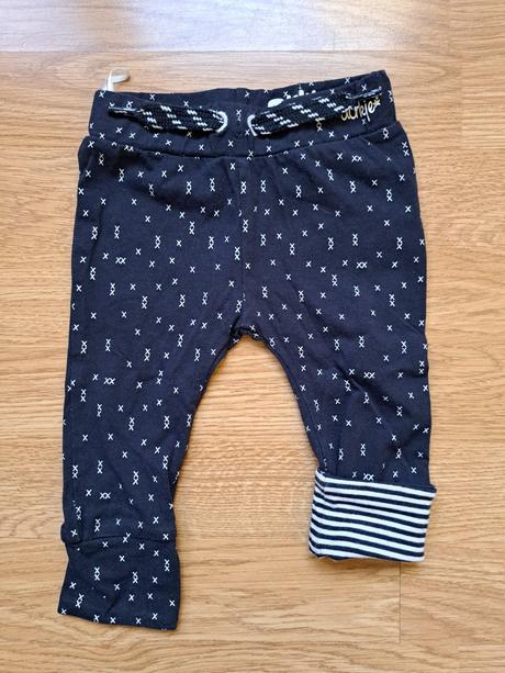 Dirkje tepláky, dirkje,62