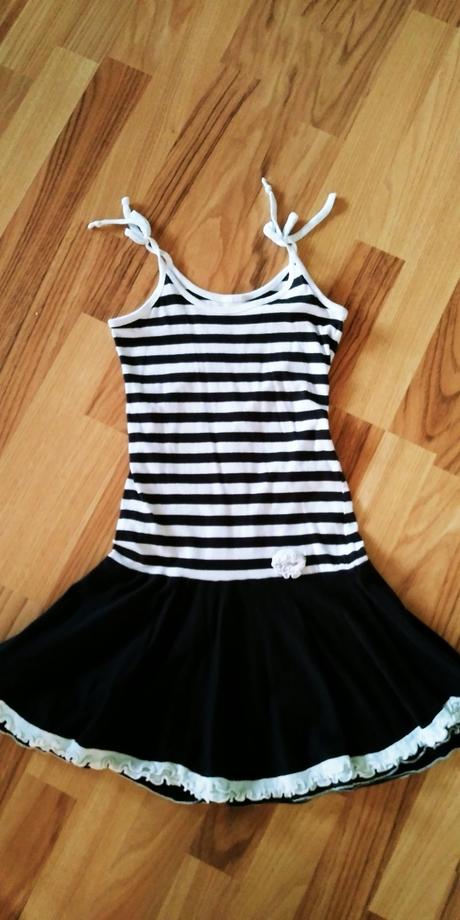 Námornícke šaty, 110