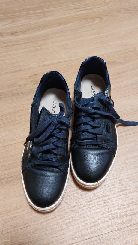 Vychadzkove kvalitne poltopanky, lasocki,36