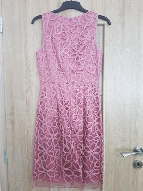 Spolocenske saty, 36