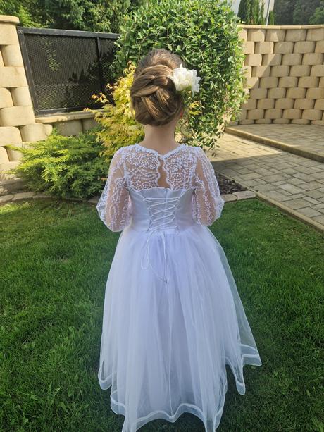 Šaty na prvé sväté prijímanie, 134