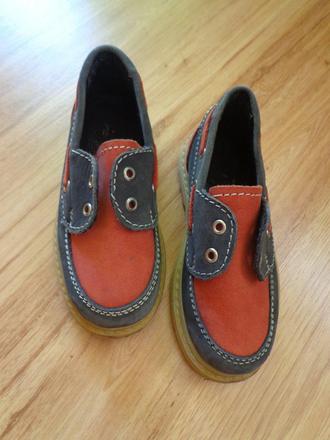 Kožené topánky, 25