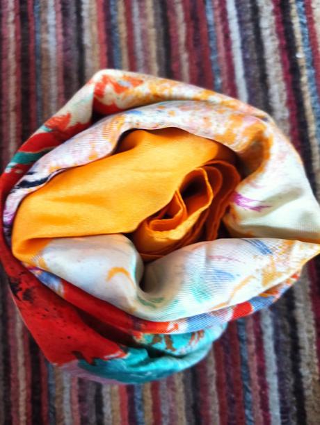 Šatka, 78x78, nosena, xl